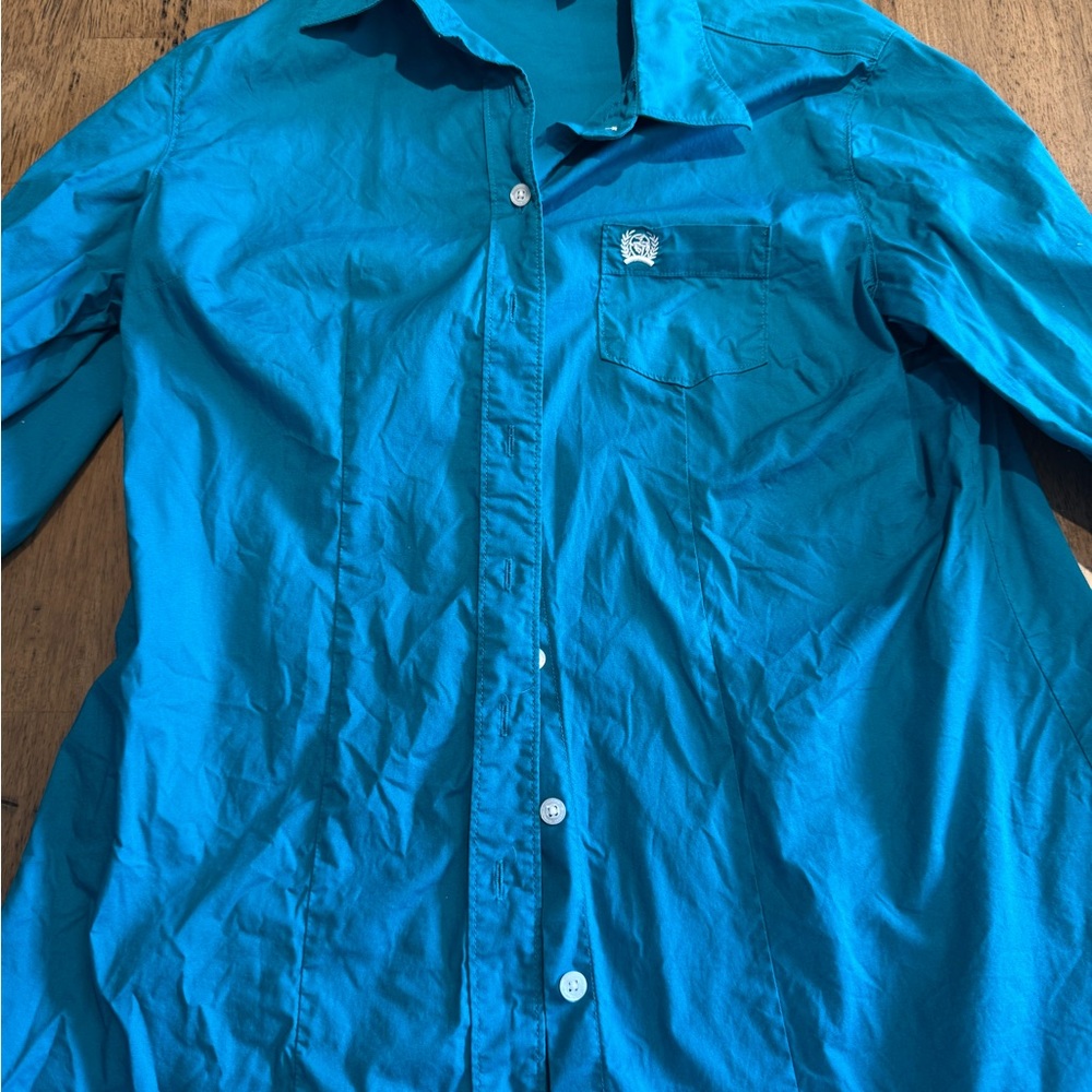 Cinch button up